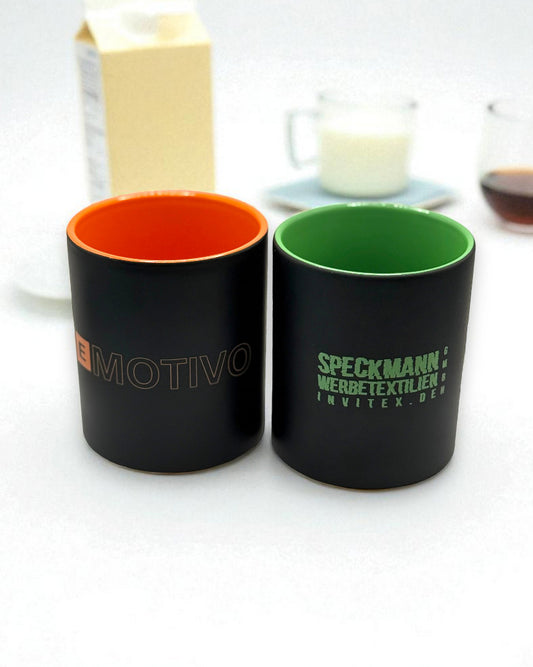 Keramikbecher mit matter Oberfläche