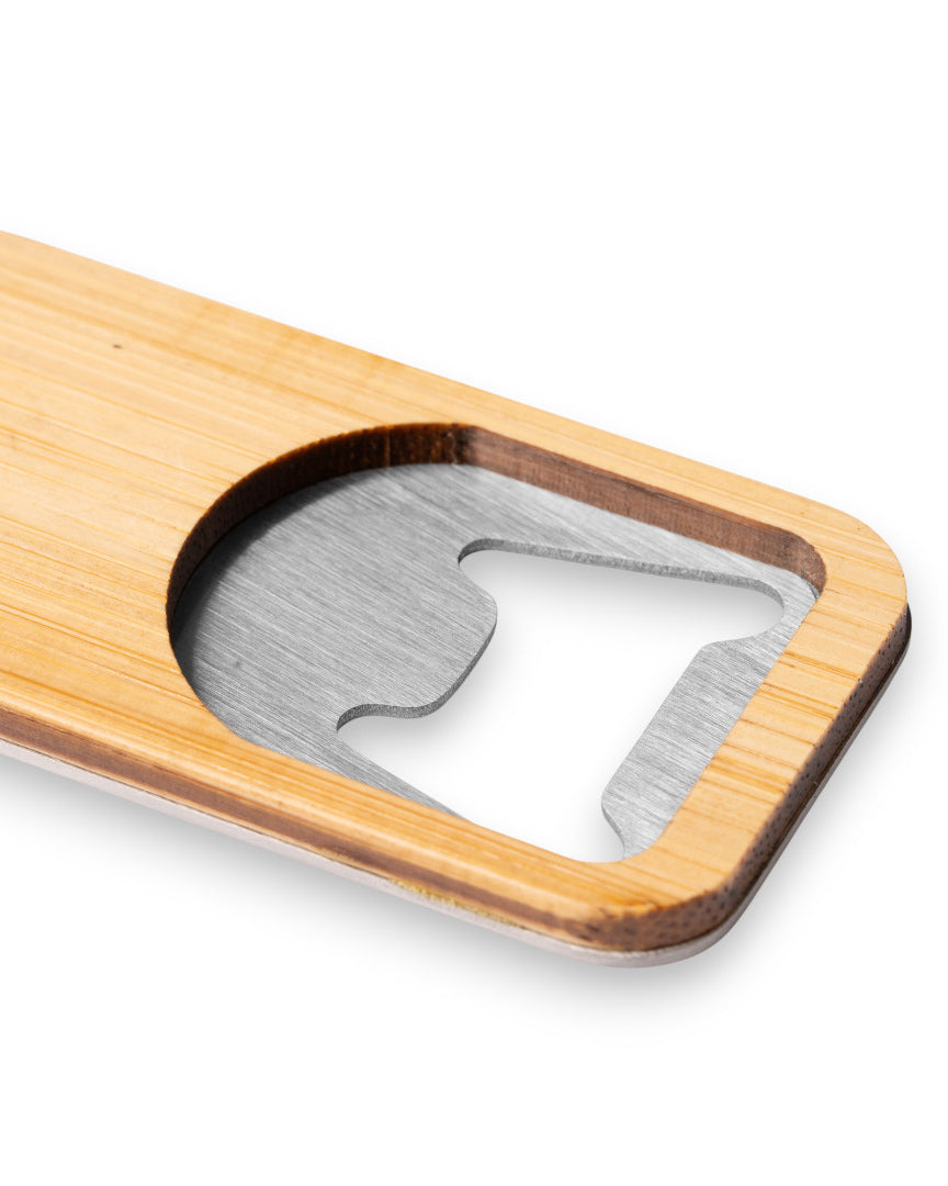 Flaschenöffner in Flaschenform aus Bambus